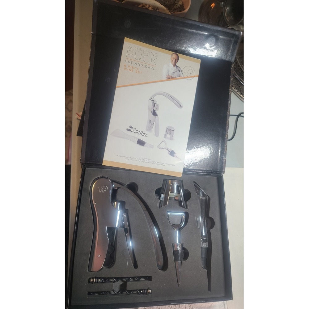 Wolfgang Puck 6 Piece Wine‎ Tool Gift Set Brand New  Brand New